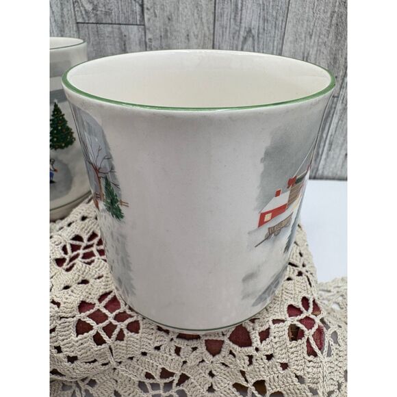 Set of Four Vintage SANGO Christmas Mugs Silent Night Holiday Ice Skaters Snow - Picture 6 of 9